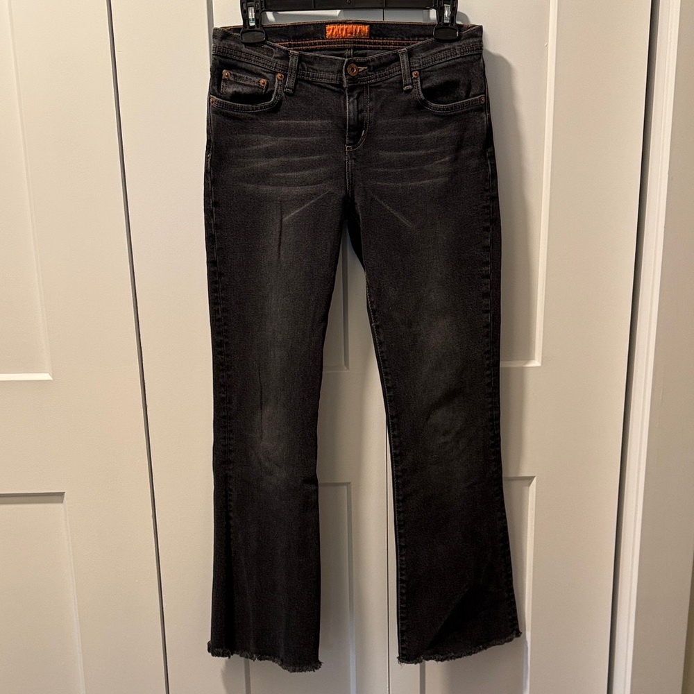 Colins women's 760 Layola Dark low rise Flare Jeans